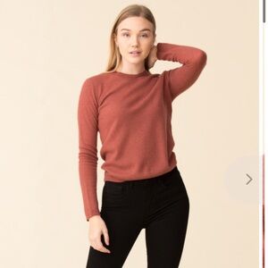 Vince Rosewood  100% Cashmere Crewneck Sweater Minimalist Quiet Luxury Medium